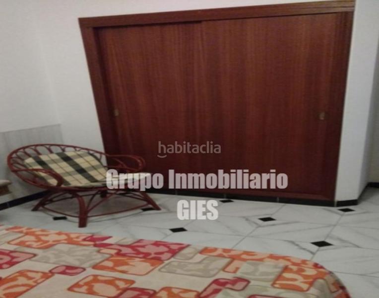 Foto 70941a7e-ce0c-493f-a6e8-e01aaf53891e. Chalet in carrer mar blau n-04 12 in Mareny Blau Sueca
