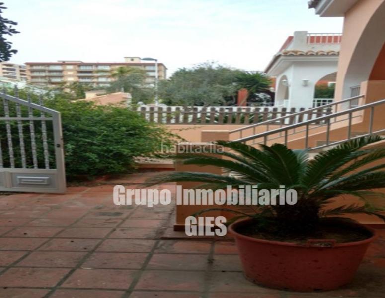 Foto a95abf19-c6ce-4c95-9f31-04e48b70c312. Chalet in carrer mar blau n-04 12 in Mareny Blau Sueca