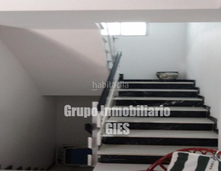 Foto f471dcb0-c5ba-4c48-bf73-a25c342d91d5. Chalet in carrer mar blau n-04 12 in Mareny Blau Sueca
