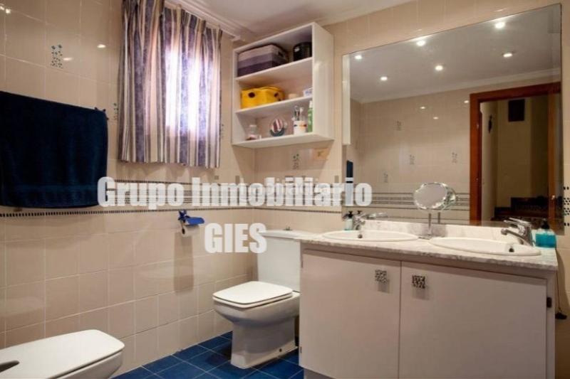 Foto e6d47df9-ecac-4e27-9525-762d1b42e794. Maison jumelée dans calle mar blau n-09 18 dans Mareny Blau Sueca
