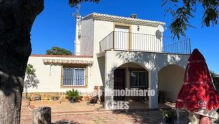 Xalet a Plaça numero 07 290. Magnífico chalet independiente en la playa del mareny blau