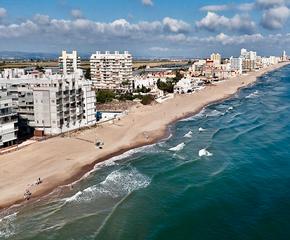 Apartament en Passeig de les goles 127. Espectacular apartamento en primera lnea de la playa de el pere