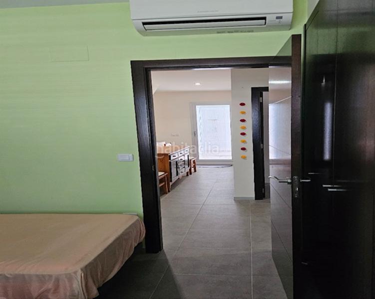 Foto f92c0ca5-e306-43f4-8192-9024e6a438e5. Xalet a calle de la serra mariola 150 a El Faro Cullera