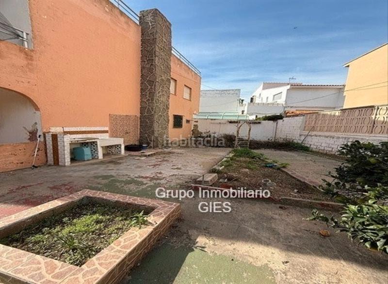 Foto 95ceadf6-e673-4933-ba70-711c3dab7fa3. Chalet in carrer dels ports 103 in El Perelló Sueca