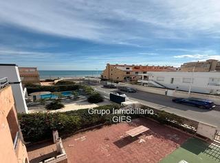 Xalet en Carrer dels ports 103. Espectacular chalet independiente en la playa de el perell!