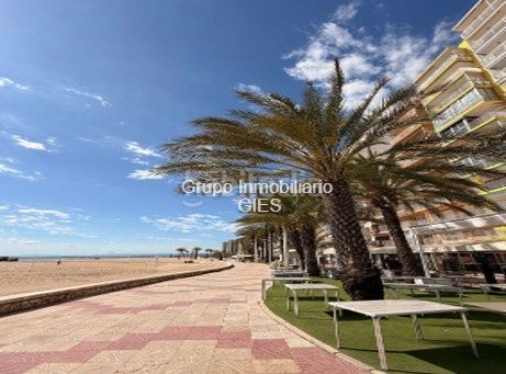 Foto b4b70d54-84bc-4e6b-8411-00f79a88b180. Apartament a carrer cabanyal 14 a Sant Antoni Cullera
