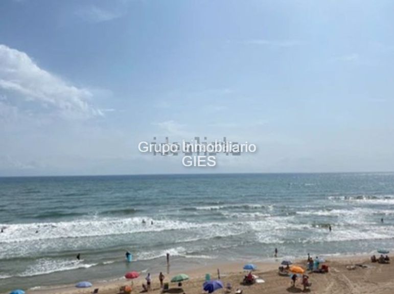 Foto 7856b85e-6c32-4a62-bcea-30b23303097b. Apartament amb calefacció a El Perelló Sueca