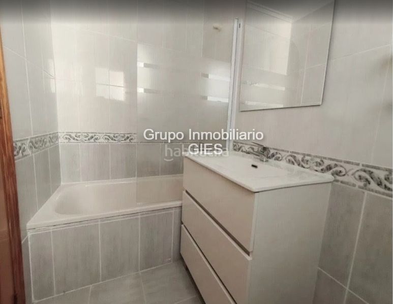 Foto dfa2e804-5cd7-422d-bbc3-8268b86c7f86. Apartament amb calefacció a El Perelló Sueca