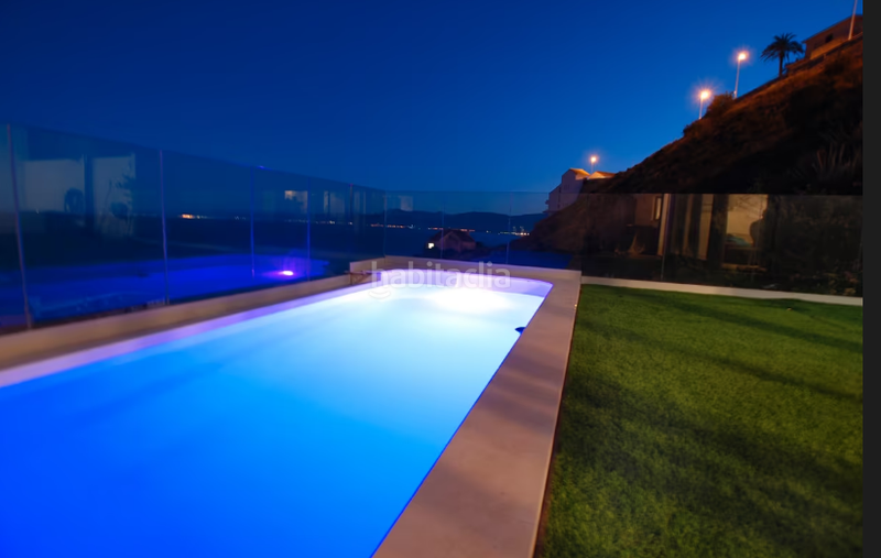 Foto 7e8d2cfc-8318-4f5d-b2c1-0cfb90492a25. Casa adosada impresionante y exclusiva villa situada en El Faro en Cullera