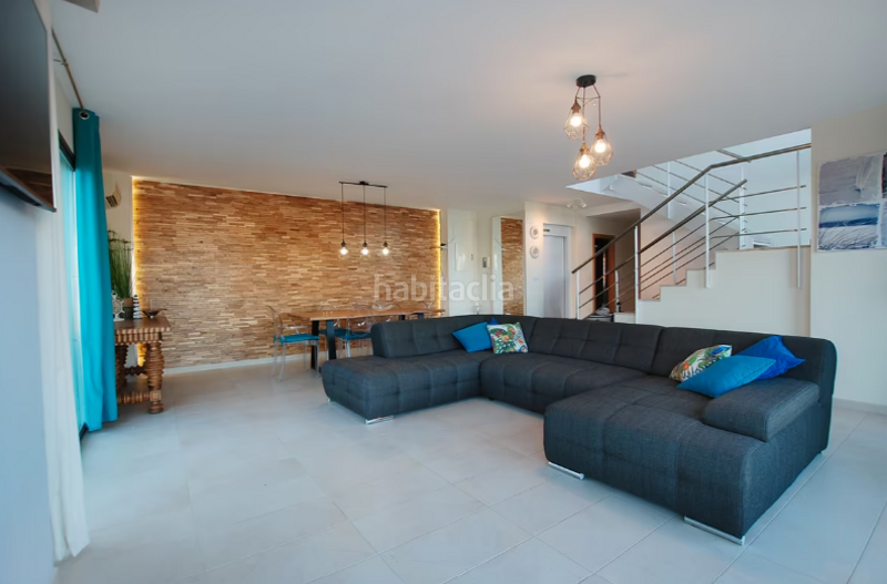 Foto da7f4f3f-cace-421a-a727-96b3b3b6793f. Casa adosada impresionante y exclusiva villa situada en El Faro en Cullera