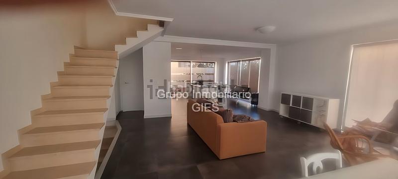 Foto 0eb6c4f3-8d03-41b4-b2d8-b408bceb0601. Maison jumelée dans carrer del cap de l'albir 12 dans Sueca