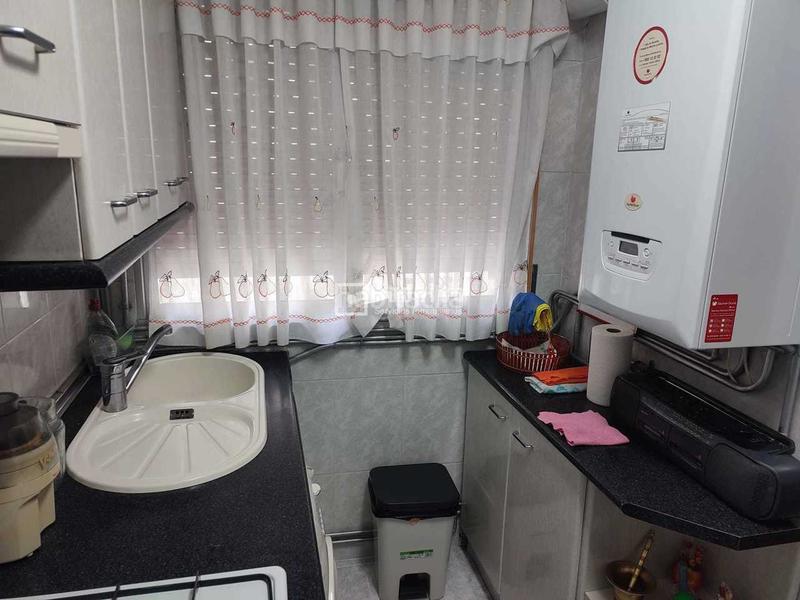 Foto be0c49f1-2551-46d2-819d-7ef4b8932ec5. Pis amb calefacció a San Cristóbal Madrid