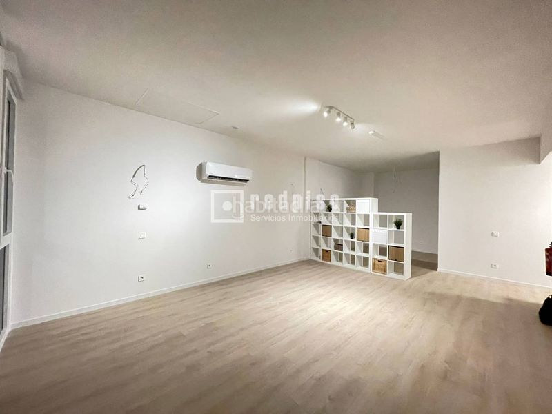 Foto 09ddfd0d-45d3-47bb-ac08-bfdd3f0e8e23. Lloguer loft amb aparcament piscina a Villaverde Alto Madrid