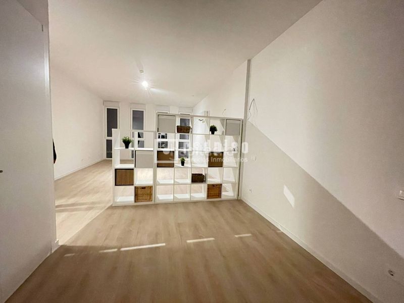 Foto 69608464-4e52-4f67-ba91-b9fb1ede6092. Lloguer loft amb aparcament piscina a Villaverde Alto Madrid