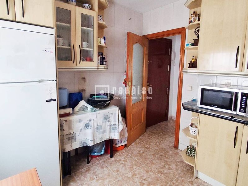 Foto eb4aca13-6c36-40d3-a9dc-bf86282f4089. Piso en San Cristóbal Madrid