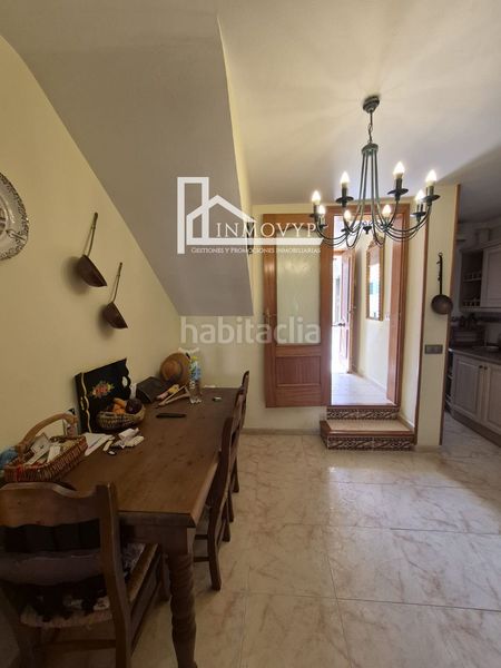 Foto 7abd2b47-6b7f-47e1-be57-a19d8463e126. Casa adossada amb aparcament piscina a Palmanova Calvià