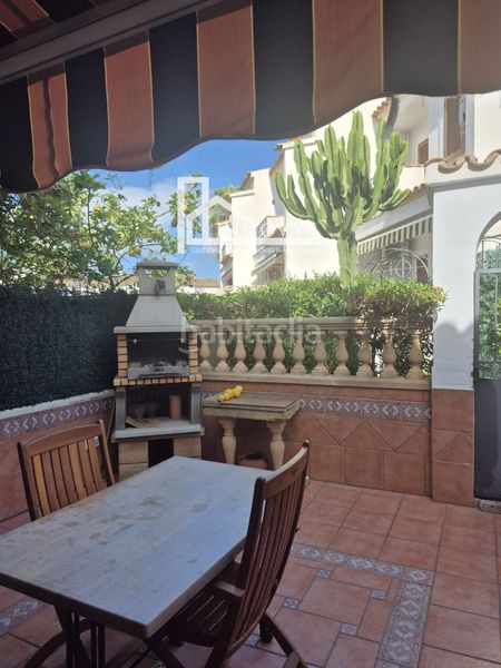 Foto bd3be5d5-5281-482b-999f-cc89259b4e9a. Casa adossada amb aparcament piscina a Palmanova Calvià