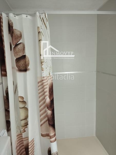 Foto 01f578c4-5b0e-4da4-b8ef-f2582a16d011. Casa amb aparcament a Muro