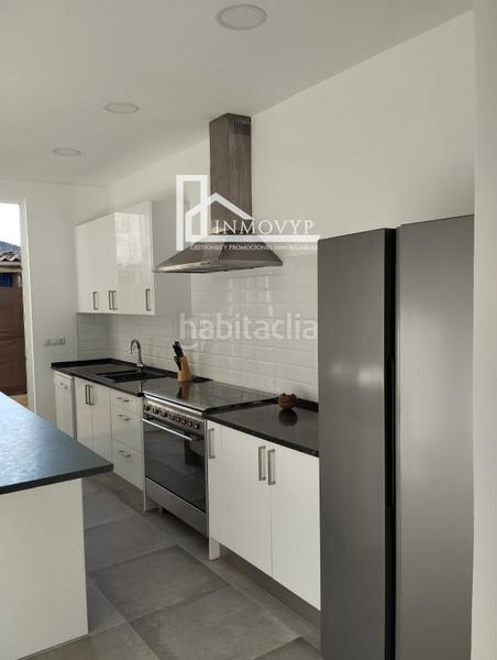 Foto 8c195e82-25f0-4092-b5e6-4c80163de2d2. Casa amb aparcament a Muro
