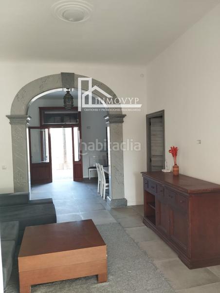 Foto e4893cfa-c1e2-4f2d-a48a-d7314f1c04f2. Casa amb aparcament a Muro