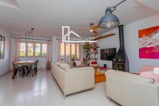 Casa adossada  Santa ponsa. Chalet adosado en la vileta