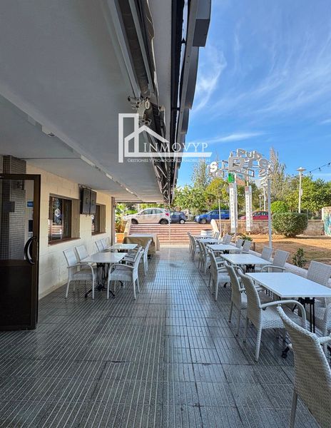 Foto ec2276f0-6cc1-468f-a408-dda42fd6b4a2. Local comercial a Magaluf Calvià
