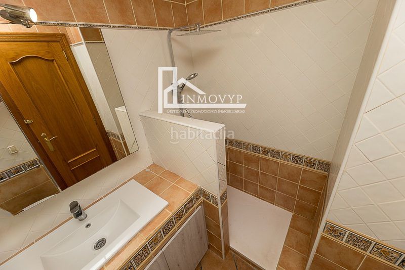 Foto ce12a8cc-f502-46e1-8d06-e9f3fc2e626e. Masia amb piscina a Centro Inca