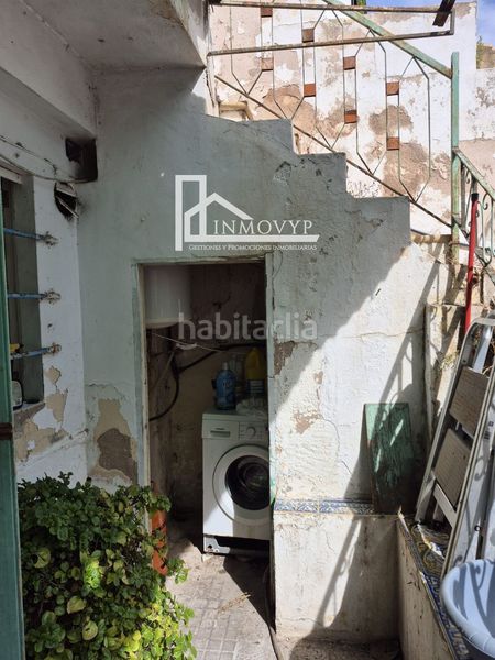 Foto 4a06a761-c714-43de-88d3-e0ace60bdb51. Casa adossada a Gran Via de Colom Inca