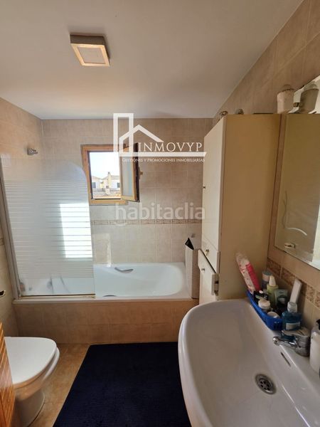 Foto b864d67e-1364-4659-b262-9f5f472b55ca. Casa adossada amb calefacció aparcament a Son Serra-Sa Vileta Palma de Mallorca