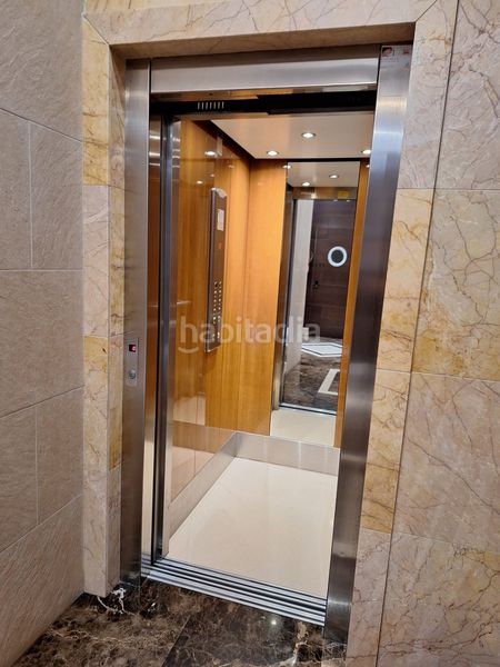 Foto 1f0a4128-59bc-4038-a1ff-cbc83c0f7731. Alquiler piso avda. constitución, apartamento en alquiler con trastero en Gijón