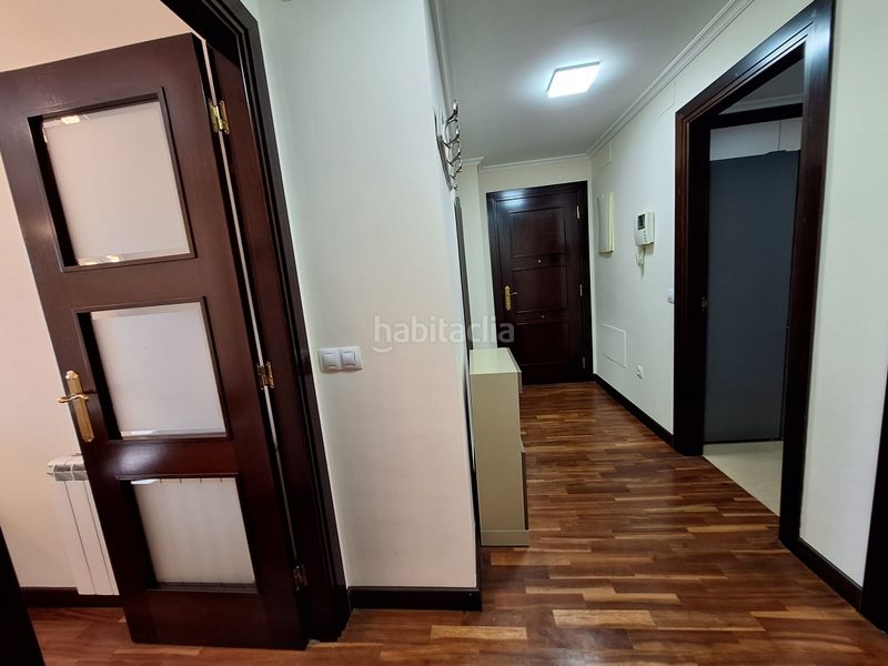 Foto abfe01e9-b8a5-470d-907f-fa17bd6114fd. Alquiler piso avda. constitución, apartamento en alquiler con trastero en Gijón