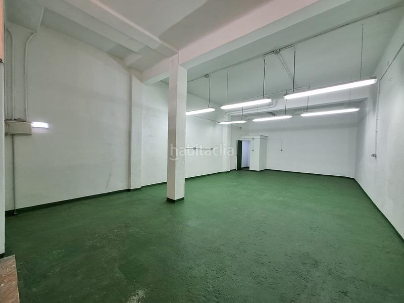 Foto 1650055f-ea8f-42f5-944a-1fc9b15bcdfc. Lloguer local comercial a Laviada Gijón