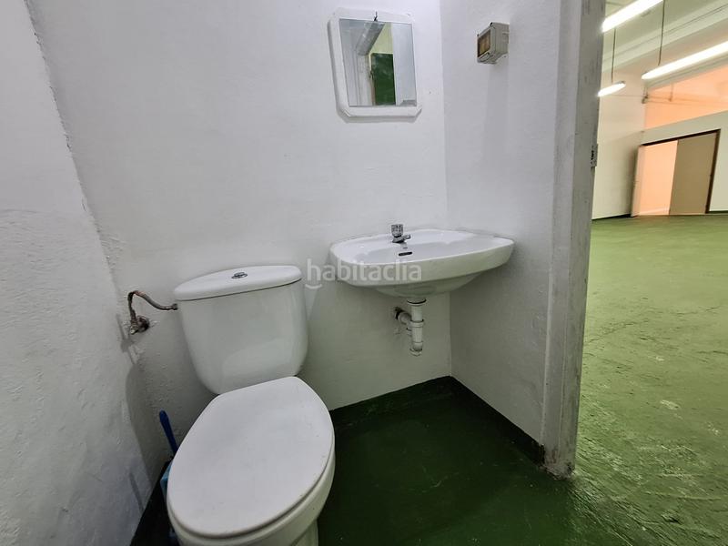 Foto 505a59c3-f5d3-49a0-b1a6-26c384d0981d. Lloguer local comercial a Laviada Gijón