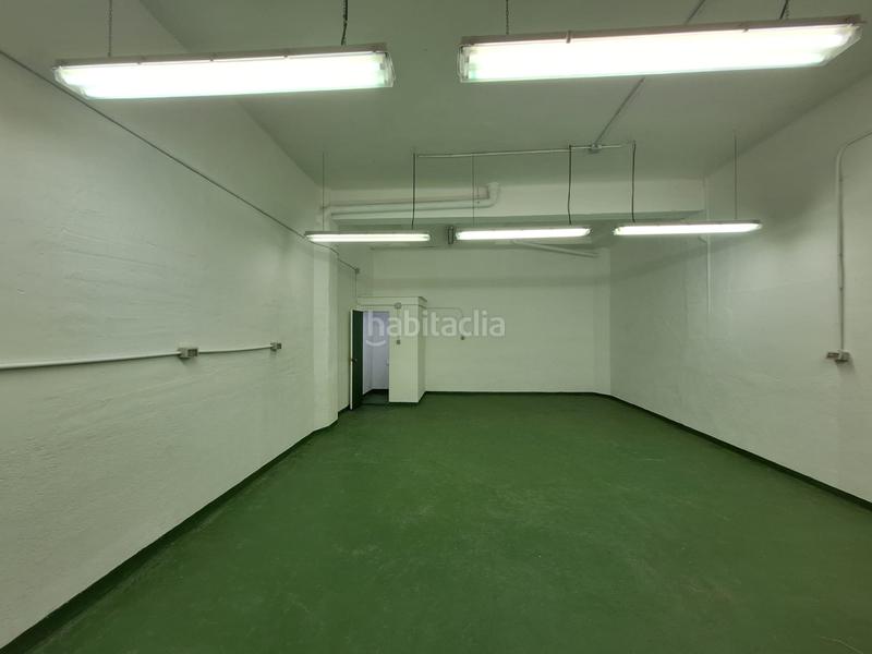 Foto 2a704ef5-2250-4041-8699-64ac1dbb4a72. Rent business premise in Laviada Gijón