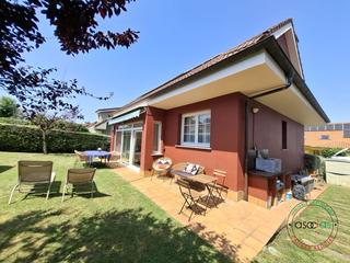 Casa in Gijón - cr granda 603. Chalet en venta en castiello, lado plaza del curullu