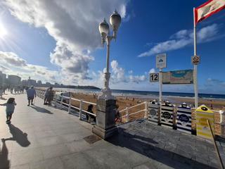 Miete Etagenwohnung  Gijón - cl canga arguelles. Apartamento en alquiler en la arena