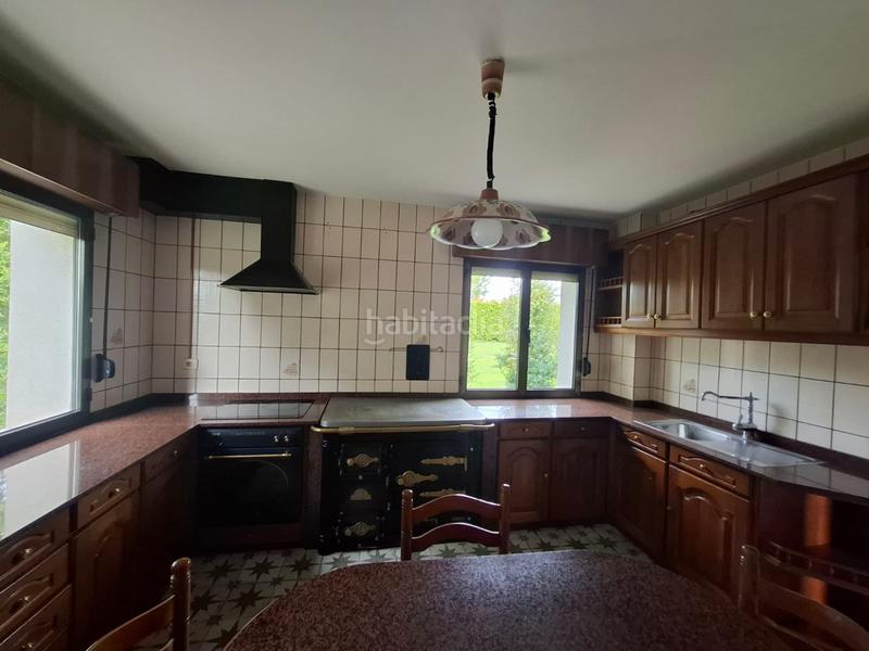 Foto b13d5d0f-0a75-4697-bced-78bd1896e921. Miete haus mit heizung parking pool in Quintes - Arroes Villaviciosa