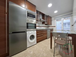 Piso en Gijón - cl dindurra 19. Céntrico piso en venta, calle dindurra