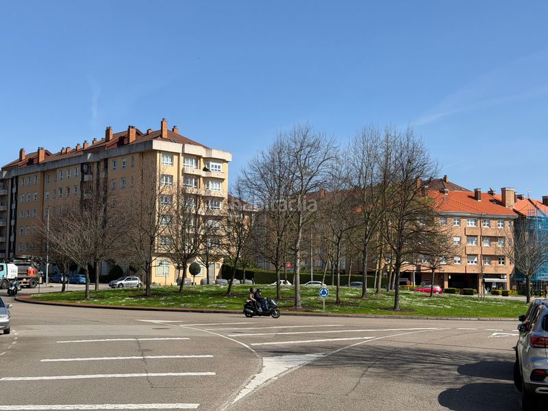 Foto 47591a76-7b39-4a97-8d70-2bb9dd5ff74a. Miete autoparkplatz in Viesques Gijón