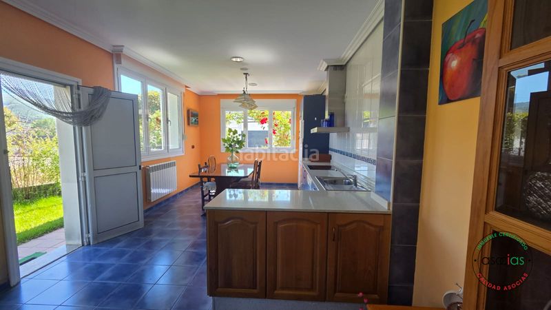 Foto 05e196a0-4887-4cbb-b779-676fa8390d63. Casa en dehesas - av ferrocarril-de 442 vivienda unifamiliar con jardin en dehesas, el bierzo león en Ponferrada