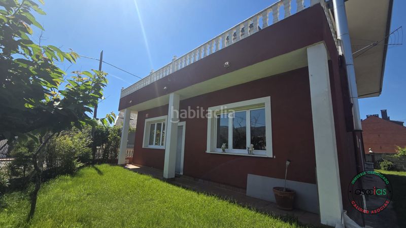 Foto 2202608a-cd3a-4cff-85ae-1e488e3aabd2. Casa en dehesas - av ferrocarril-de 442 vivienda unifamiliar con jardin en dehesas, el bierzo león en Ponferrada