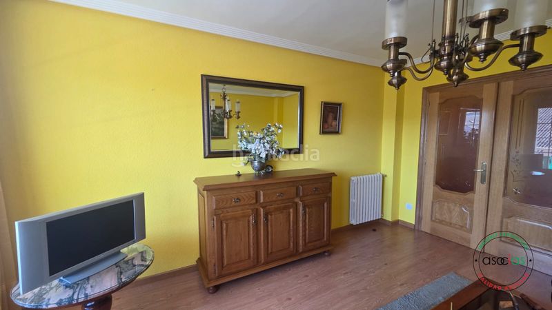 Foto 4644de34-6f5a-44ae-8287-aea348fb226a. Casa en dehesas - av ferrocarril-de 442 vivienda unifamiliar con jardin en dehesas, el bierzo león en Ponferrada