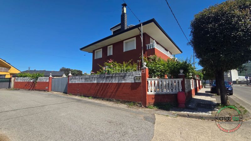 Foto 49c743f3-cad2-4339-b594-89aa82deb3ca. Casa en dehesas - av ferrocarril-de 442 vivienda unifamiliar con jardin en dehesas, el bierzo león en Ponferrada