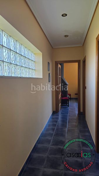 Foto 6226cff9-0402-4438-9e38-36bedf444151. Casa en dehesas - av ferrocarril-de 442 vivienda unifamiliar con jardin en dehesas, el bierzo león en Ponferrada