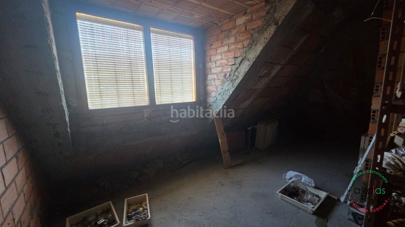 Foto 75bf2566-e345-41eb-8381-99f476d2ef26. Casa en dehesas - av ferrocarril-de 442 vivienda unifamiliar con jardin en dehesas, el bierzo león en Ponferrada