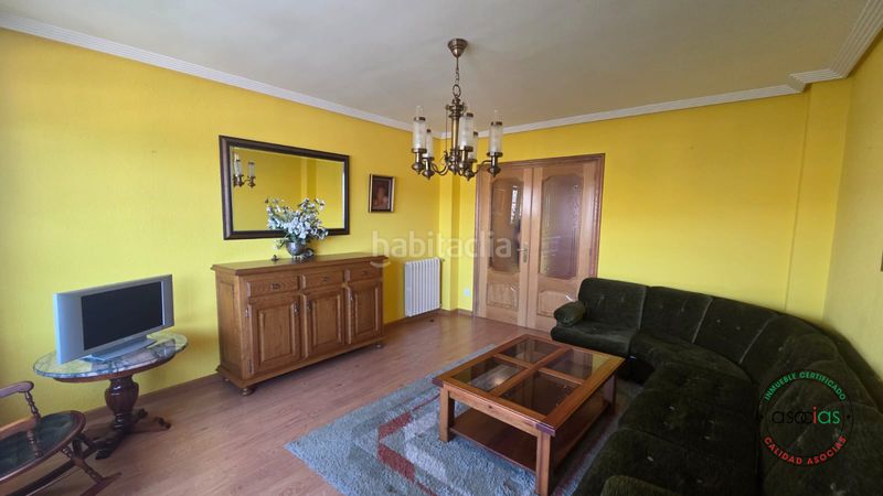 Foto 85306466-3014-4856-b529-e7e16aa6ddc1. Casa en dehesas - av ferrocarril-de 442 vivienda unifamiliar con jardin en dehesas, el bierzo león en Ponferrada