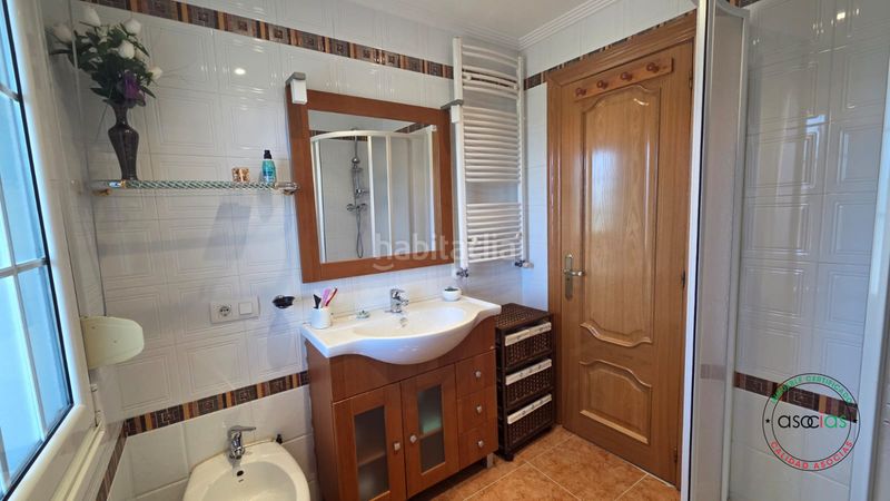 Foto a09ce79b-8fe4-4d41-b699-a82fb2373116. Casa en dehesas - av ferrocarril-de 442 vivienda unifamiliar con jardin en dehesas, el bierzo león en Ponferrada