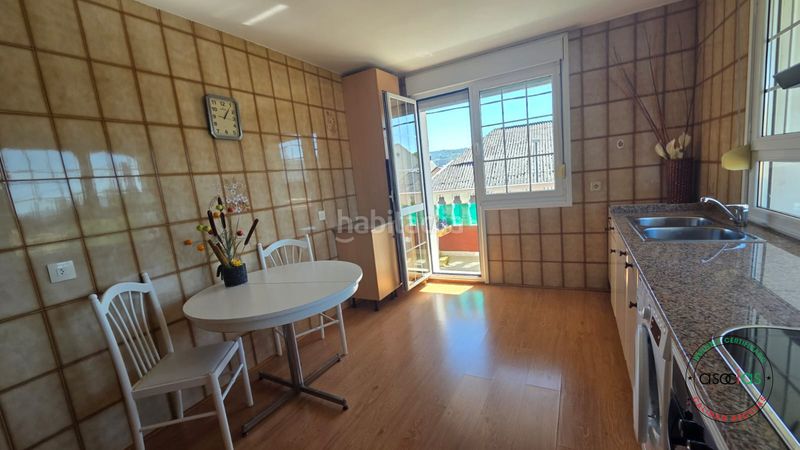 Foto ab86ec0f-3993-48ee-b0ae-3ba619b6dcc8. Casa en dehesas - av ferrocarril-de 442 vivienda unifamiliar con jardin en dehesas, el bierzo león en Ponferrada