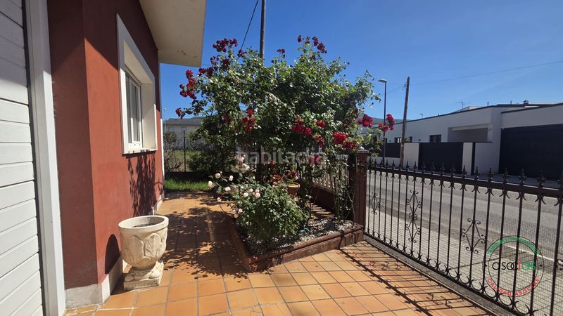 Foto e7359db1-9b90-4a3a-9996-4e133180a04c. Casa en dehesas - av ferrocarril-de 442 vivienda unifamiliar con jardin en dehesas, el bierzo león en Ponferrada