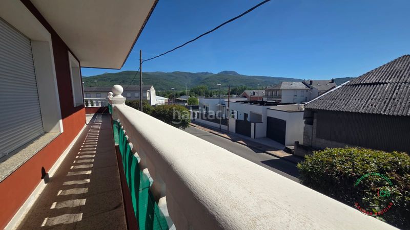 Foto f5b8eb68-f6ff-4058-a18f-a0bb85f6221b. Casa en dehesas - av ferrocarril-de 442 vivienda unifamiliar con jardin en dehesas, el bierzo león en Ponferrada